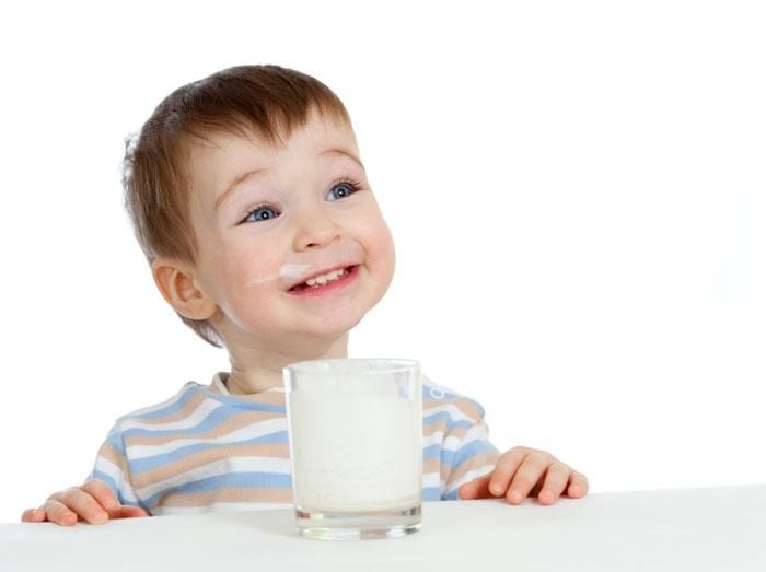 sữa tươi cho trẻ trên 1 tuổi